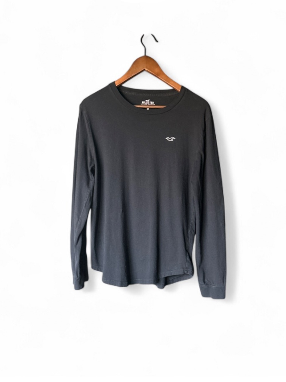 Hollister Men's Long-Sleeve Crew Tee - Black